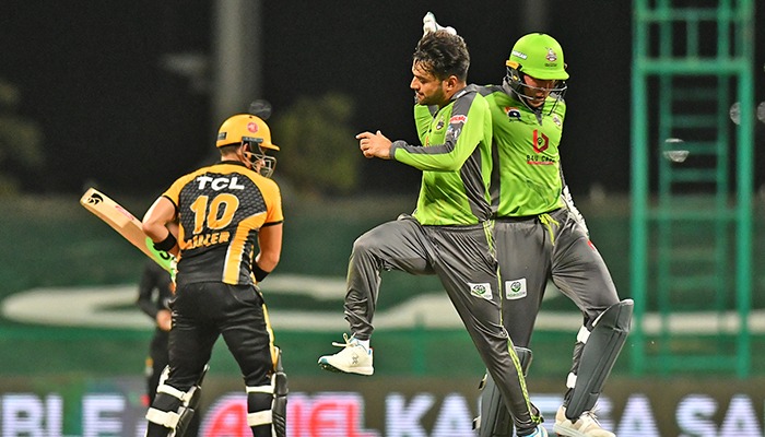 PSL 2021: Lahore Qalandars defeat Peshawar Zalmi by 10 runs to remain table toppers