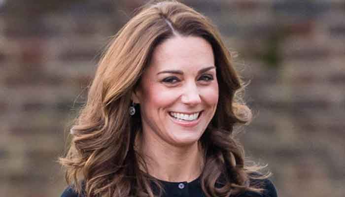 Kate Middleton feels pleasure in chat with fellow shutterbug mom