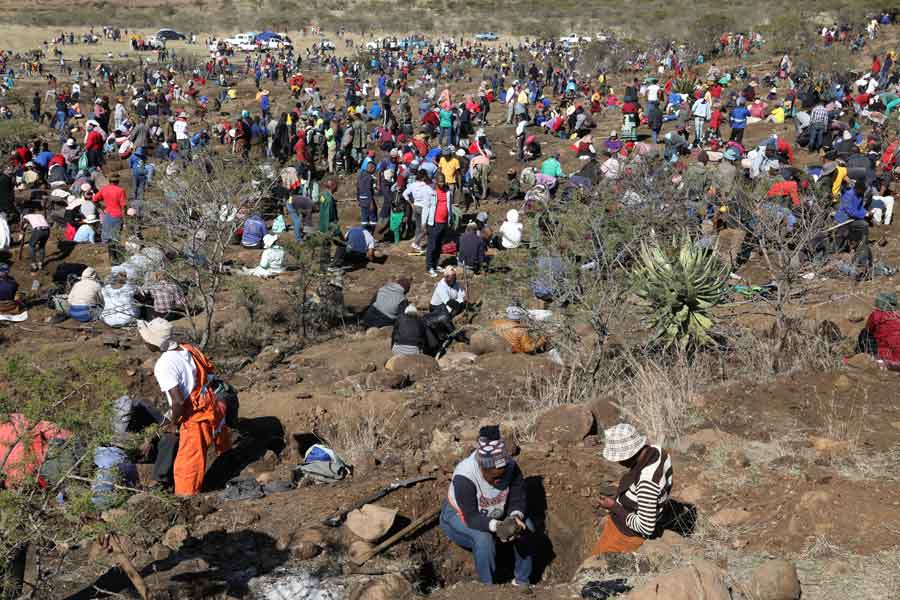 Fortune seekers are seen as they flock to the village of KwaHlathi outside Ladysmith, in KwaZulu-Natal province, South Africa, June 14, 2021. — Reuters/Siphiwe Sibeko