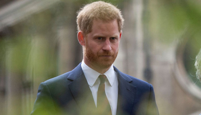 Prince Harry bashed for ‘leaking’ royal secrets to reporters: report