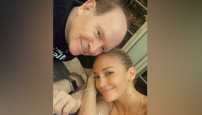 Jennifer Lopez celebrates Father's Day with touching post