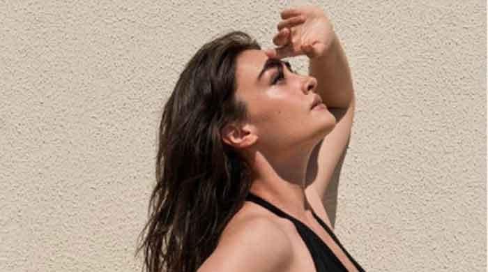 Ertugrul's Esra Bilgic amazes fans with her sun kissed pic in gorgeous summer outfit