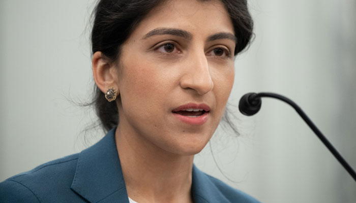 Amazon wants FTC chair Lina Khan to recuse from investigations