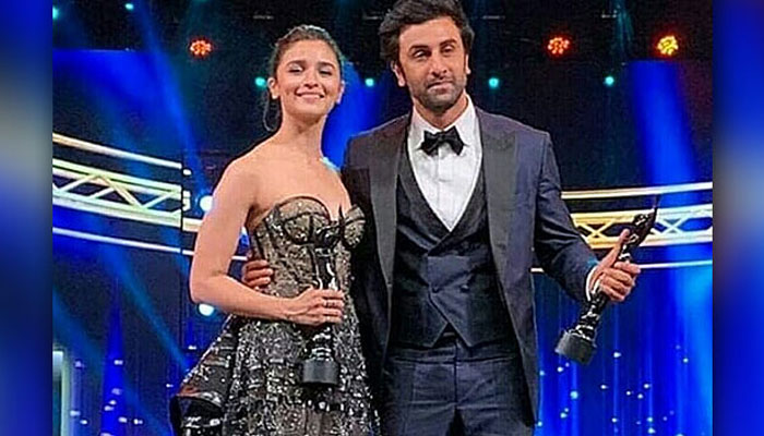 Alia Bhatts most memorable moment of 2019 features Filmfare, beau Ranbir Kapoor