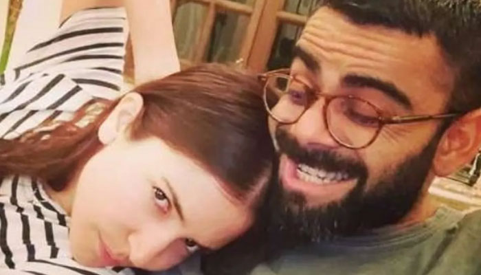 Anushka Sharma, Virat Kohli take up the bat balance challenge: Who does it better?