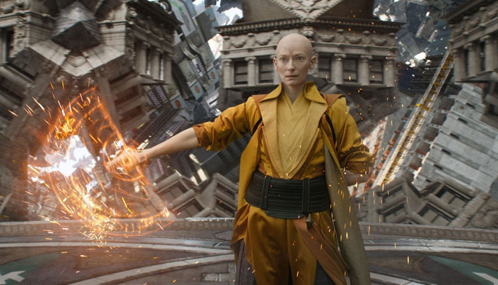 I remember at the time having a question mark in my own mind, said Tilda Swinton over the casting