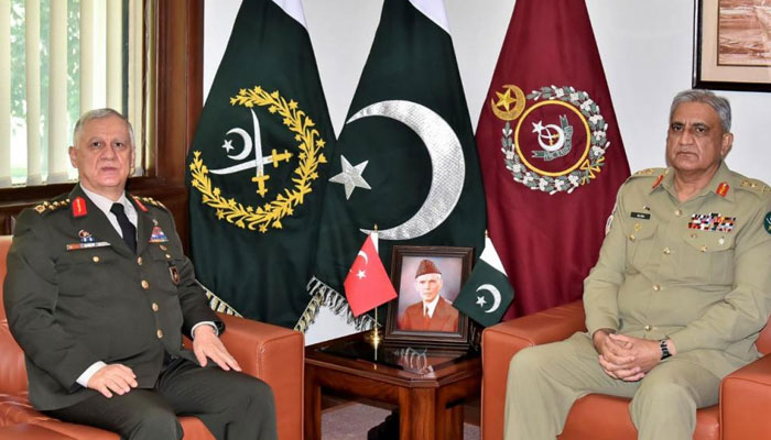 Commander Turkish Land Forces General Umit Dundar called on Chief of Army Staff General Qamar Javed Bajwa at GHQ, today.