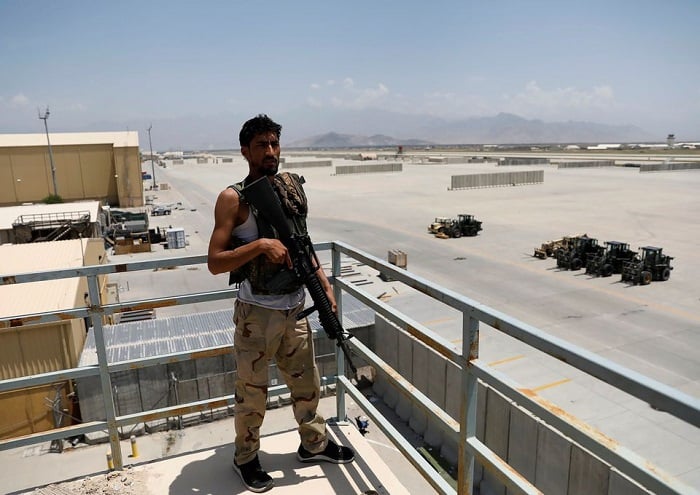 An Afghan soldier stands guard on a security tower in Bagram U.S. air base, after American troops vacated it, in Parwan province, Afghanistan July 5, 2021. Photo: Reuters