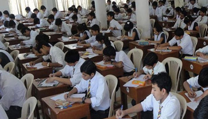 Education ministry asked to discuss Inter exams issue with lawmakers