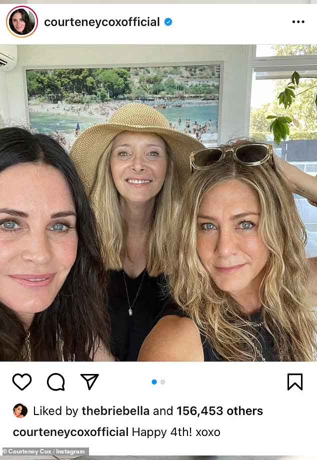 Jennifer Aniston captures hearts with her fit physique during her appearance in LA