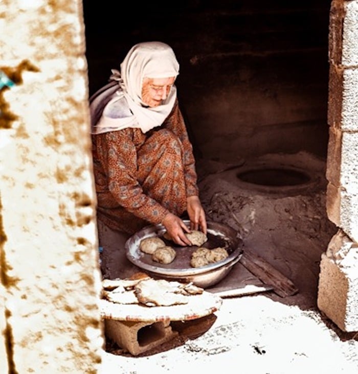 Umm Mohammad, a mother of 12 children, lives in Jaba 'village in Jenin.  Holding on to her tradition by wearing her traditional clothing, she is one of those true warriors who protect her land, her heritage and her future.  Photo: Courtesy of Ahlan Palestine