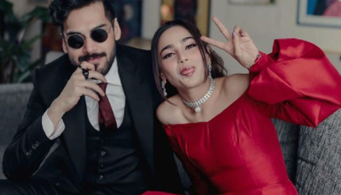 Aima Baig shares PDA-filled photos with forever date Shahbaz Shigri