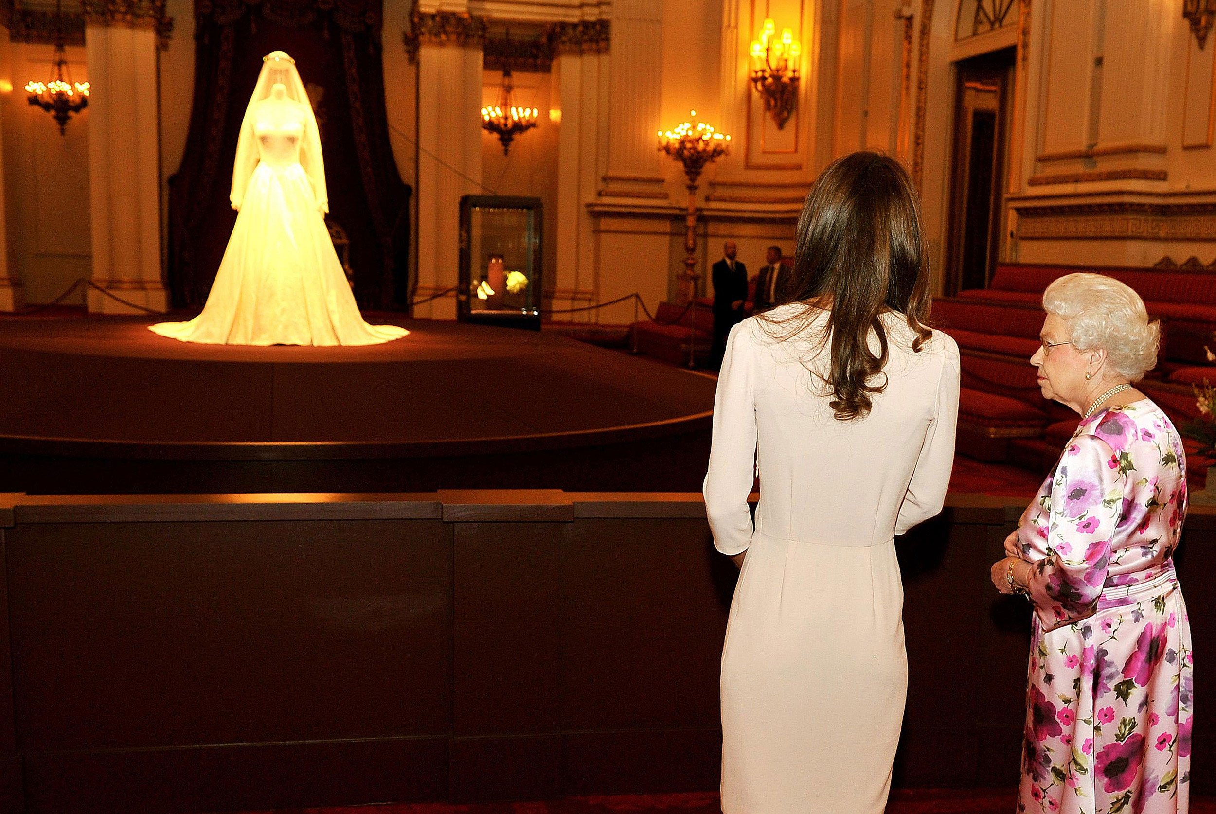 Kate Middleton dress display branded ‘horrid’ by Queen Elizabeth