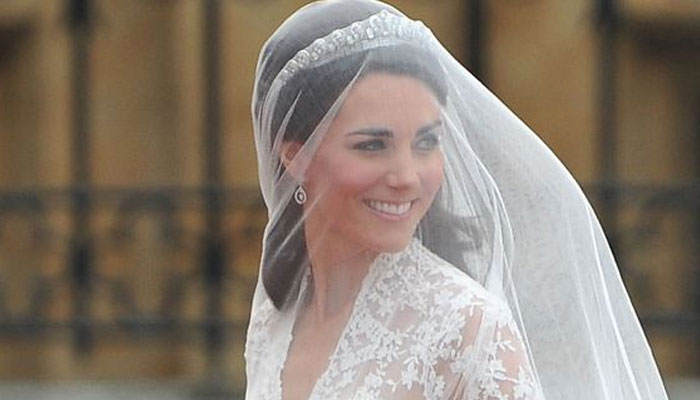 Kate Middleton dress display branded ‘horrid’ by Queen Elizabeth