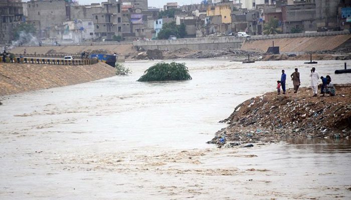 Sewage water in Karachi. Photo: File