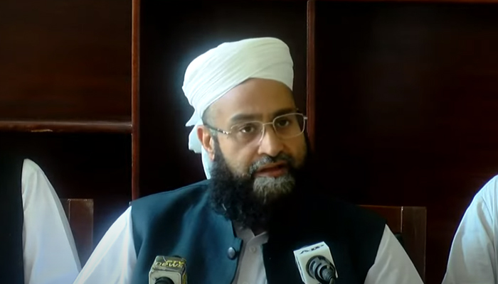 Special Assistant to the Prime Minister on Religious Harmony Hafiz Tahir Ashrafi addressing a press conference in Lahore, on July 15, 2021. — YouTube/HumNewsLive