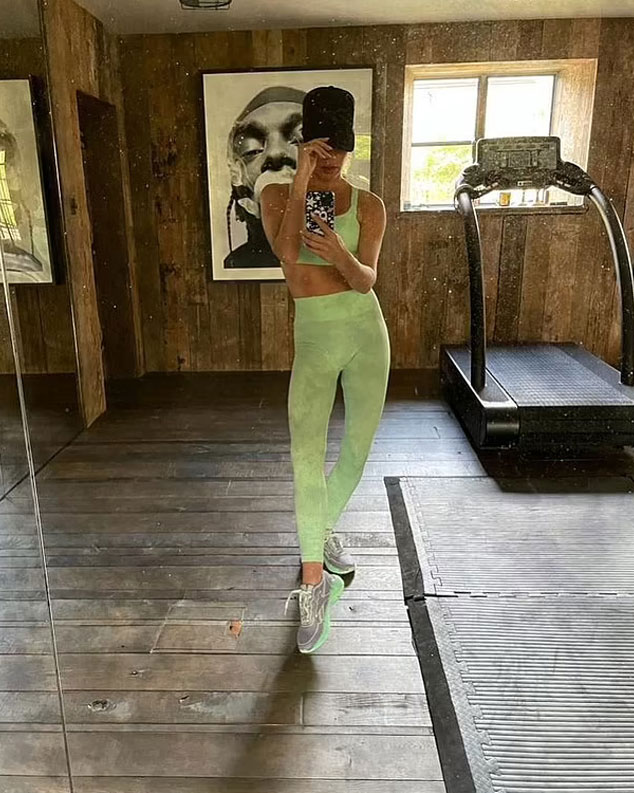 David and Victoria Beckham's Gym Selfie