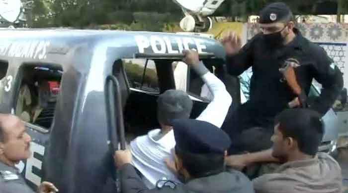 Sindh amends police rules; no arrest on basis of FIR alone allowed