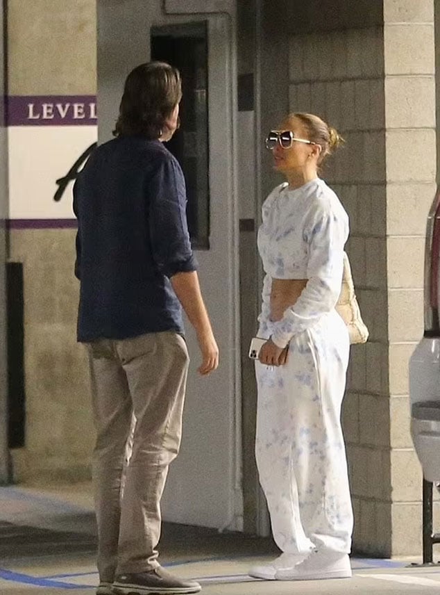 Jennifer Lopez cuts a model figure in cropped sweats as she appears in Santa Monica