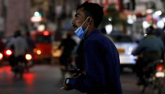 Delta variant spreading like 'wildfire' in Karachi; more restrictions on the cards - Vimarsana News