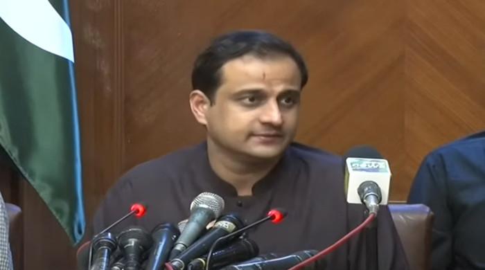 Murtaza Wahab warns of stricter restrictions in Sindh if SOPs brushed aside