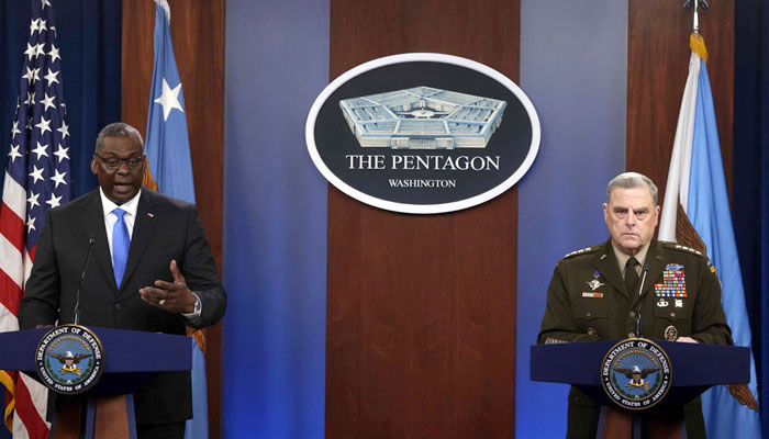 US Defense Secretary Lloyd Austin (left) and chairman of the US joint chiefs of staff General Mark Milley.