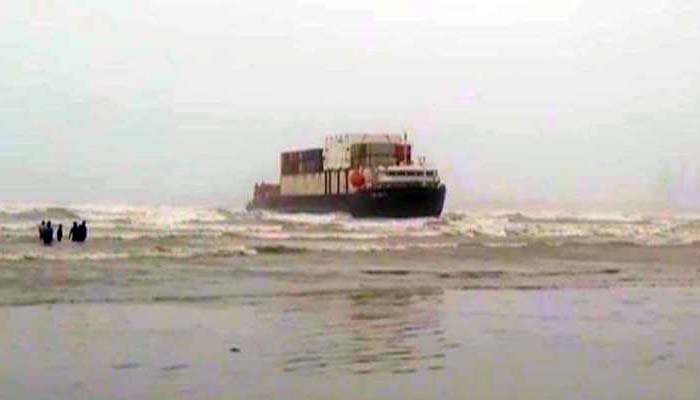 Cargo ship stuck at Karachis Seaview for second day