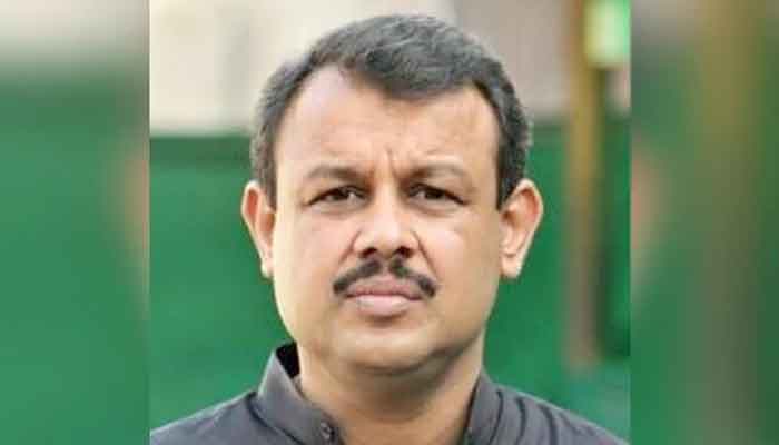 Journalist Asad Kharal remanded into police custody till Sunday