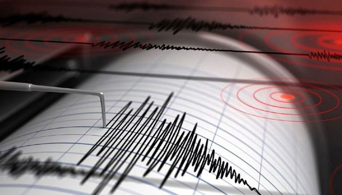 A strong earthquake measuring 8.2 magnitude hit the Alaskan peninsula late Wednesday.