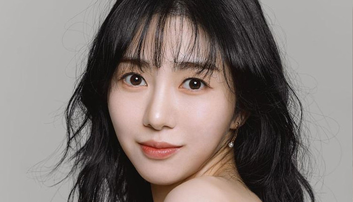 Former AOA member Kwon Mina unconscious after suicide attempt