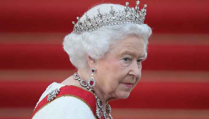 Britons defend Queen, react with fury at anti-monarchy billboards around UK
