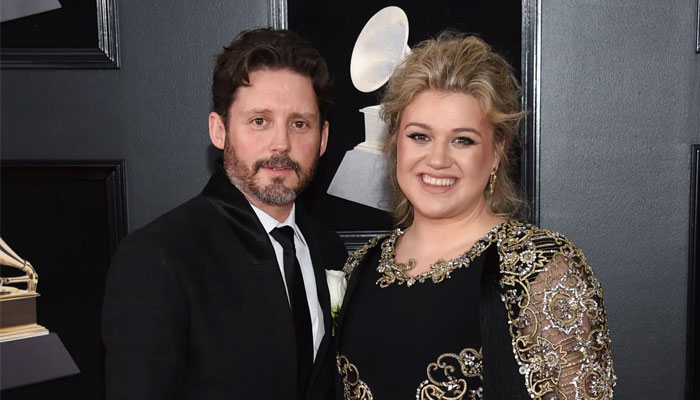 Kelly Clarkson is upset amidst her divorce after she was recently ordered to pay $200,000 to Blackstock