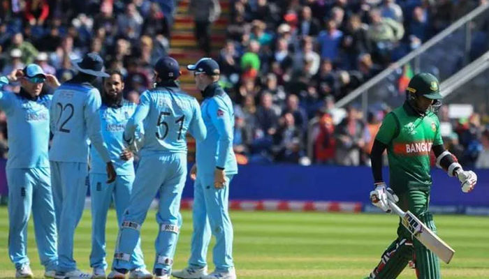 England team celebrate after dismissing a Bangladesh batsman. — AFP/File