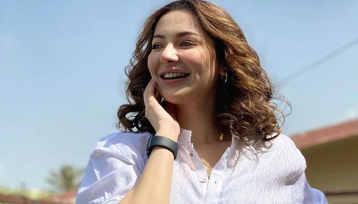 Hania Aamir shares a lengthy post to respond social media trolls