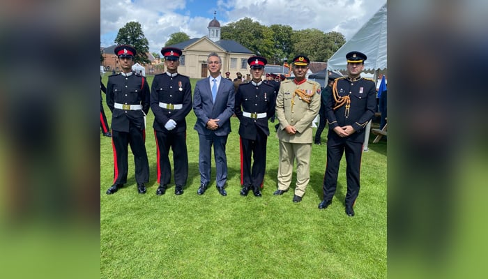 High Commissioner of Pakistan to United Kingdom, Moazzam Ali Khan (third from left) pictured with Pakistani cadets. — Photo by author