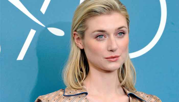 Elizabeth Debicki pictured filming for The Crown
