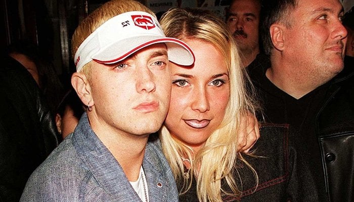 Why did Eminems ex-wife Kim Mathers try to kill herself?