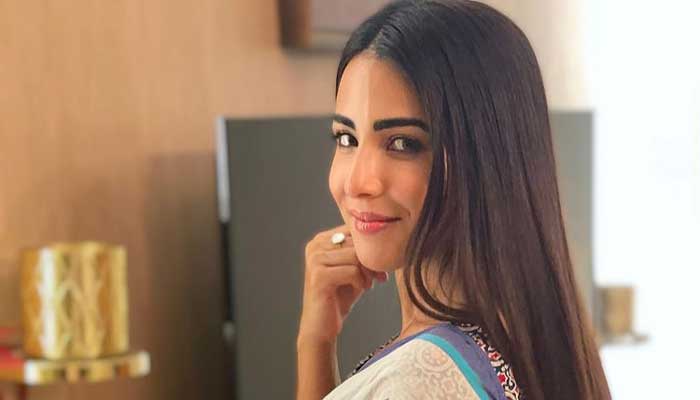 Ushna Shah expresses solidarity with minorities on Independence Day