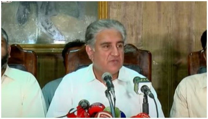 Foreign Minister Shah Mahmood Qureshi addressing a press conference in Islamabad on August 15, 2021. Photo: Screengrab via Hum News.