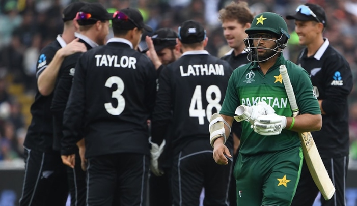 Left-handed batsman Imam-ul-Haq walks back to the pavilion after being dismissed. Photo: AFP