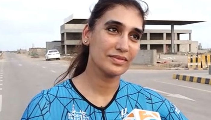 Asma Jan - a cyclist striving to make her grandfathers dream come true