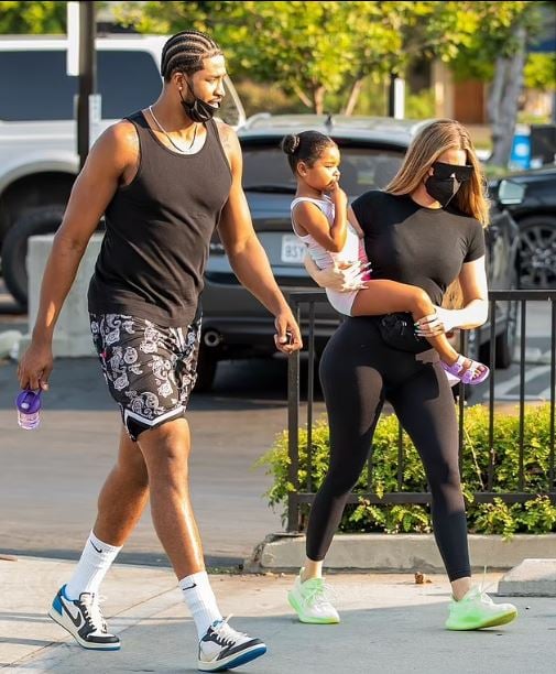 Khloe Kardashian, Tristan Thompson exchange hug, spark dating rumours