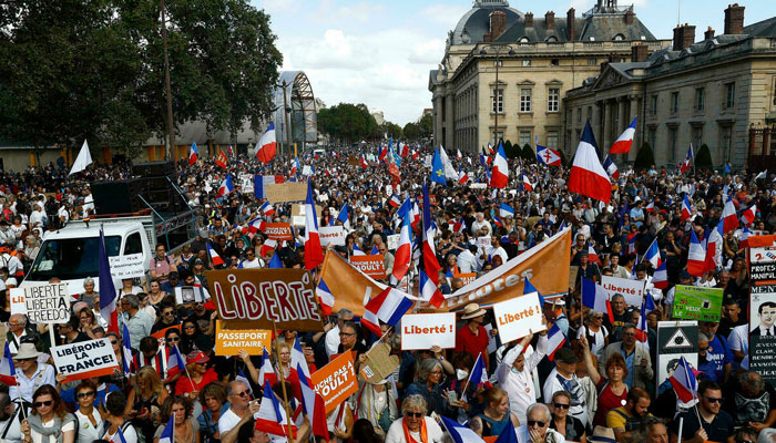 160,000 protest in France against Covid rules