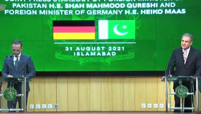 Foreign Minister Shah Mahmood Qureshi speaks to media along with his German counterpart Heiko Maas. Photo: Radio Pakistan