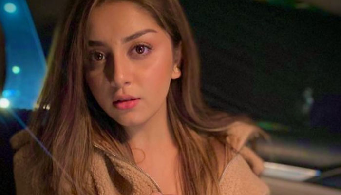 Whoever does not like my songs, can stop listening to them: Alizeh Shah