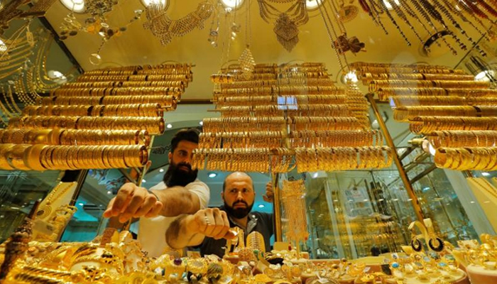 Gold dealers — Reuters