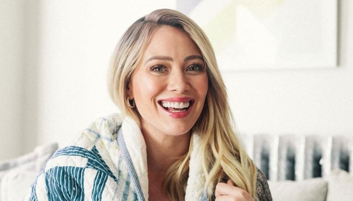 Hilary Duff shares sneak peeks from ‘How I Met Your Father’ set
