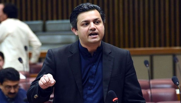 Federal Minister for Industries and Production Hammad Azhar speaks at the National Assembly. Photo: APP/File Photo