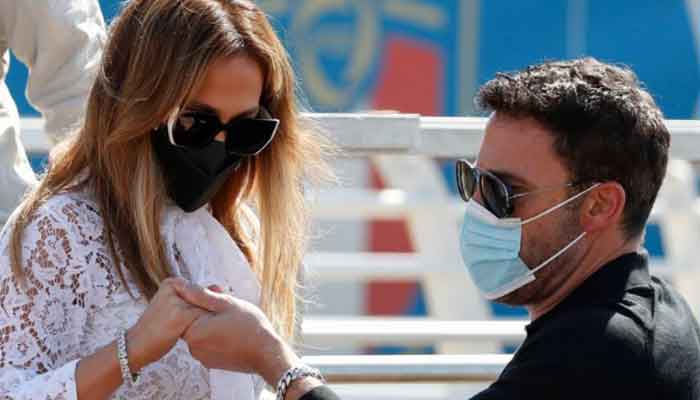 Bennifer have arrived! Ben Affleck and Jennifer Lopez in Venice for filmfest