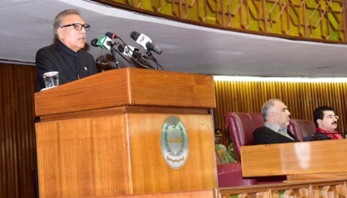 President Arif Alvi during his maiden address to the joint session of the Parliament. Photo: File